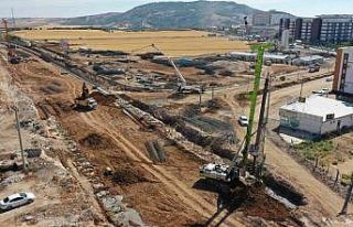 Kavşağın 40 günde yüzde 40’ı tamamlandı