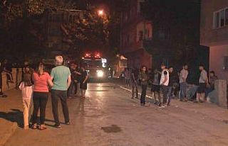 Kayseri’de çatı yangını 3 saatlik çalışmayla...