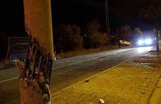 Kayseri’de otomobiller çarpıştı: 2’si ağır...