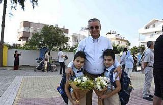 Kemer’de yeni eğitim ve öğretim yılı başladı