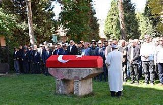 Kıbrıs gazisi son yolculuğuna askeri törenle uğurlandı