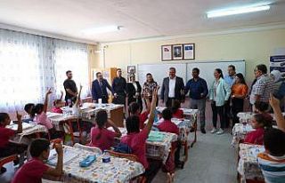 Kilis’te 7 bin 500 öğrenciye kırtasiye seti dağıtılıyor