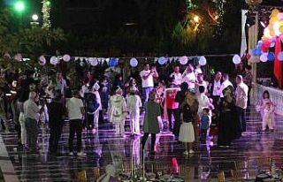 Kilis’te yetim çocuklara sünnet öncesi eğlencesi...