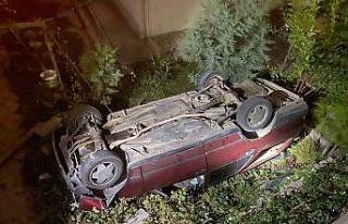 Kontrolden çıkan otomobil 3 metre yükseklikten...