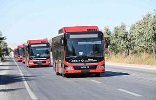 Konya Büyükşehir’in toplu ulaşım filosu yeni...