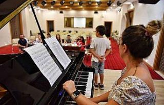 Konyaaltı’nda Müzik Akademisi seçmelerine yoğun...