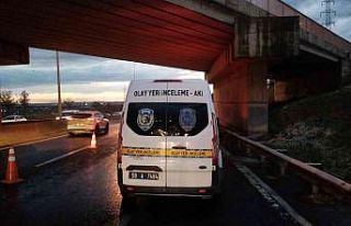 Köprüden atladığı iddia edilen genç hayatını...
