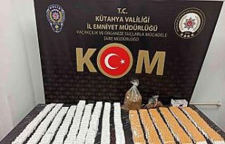 Kütahya’da 7 bin 880 adet makaron ele geçirildi