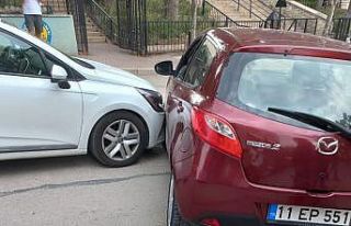 Lise önünde yaşanan kazada şans eseri ölen ya...