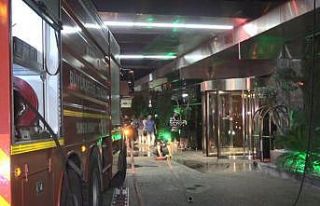 Lüks otelde yangın paniği