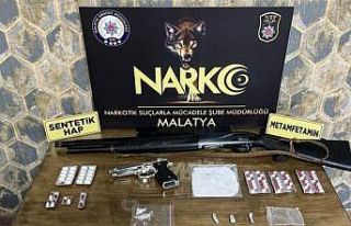 Malatya merkezli 3 ilde Uyuşturucu operasyonunda...
