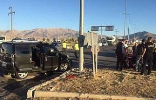 Malatya’da iki araç çarpıştı: 3 yaralı