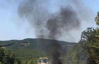 Manyas’ta seyir halinde ki araç yandı