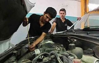 Mesleki eğitimdeki düzenleme esnafın yüzünü...