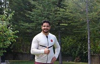 Milli güreşçi Taha Akgül: “2024 Paris Olimpiyatları’nda...
