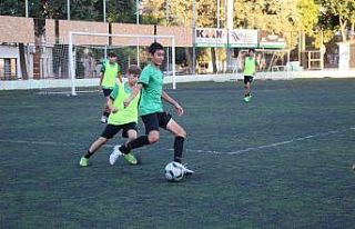 Minik horozlar yeni sezona odaklandı