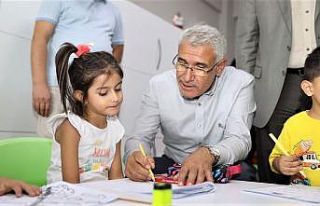 Minik kalplerle buluştu