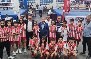 Muay Thai Türkiye Şampiyonasından birincilik ve...