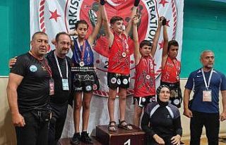 Muay Thai’de 4 madalya