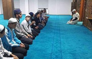 Müftü Dr. Şık Kur’an kursu öğrencilerini ziyaret...