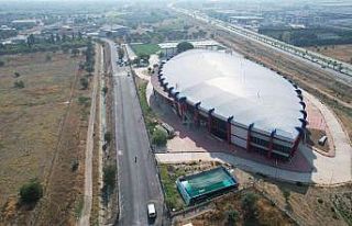 Muradiye Spor Salonuna çevre düzenlemesi