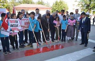 Muş’ta "Yayalara öncelik duruşu, hayata...