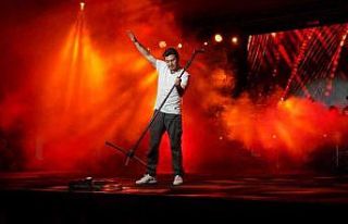 Mustafa Ceceli Balıkesir’i coşturdu