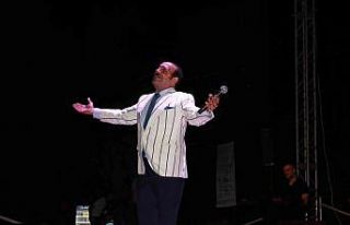 Mustafa Keser Marmaris’te konser verdi