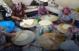 Mustafakemalpaşa’lı kadınlar imece usulü kışlık...