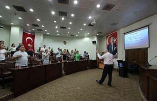 Nazilli Belediyesi personeline ‘kurum içi iletişim’...