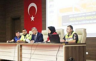 Okul servisi şoförlerine ve rehber personellere...