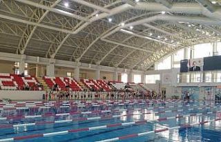 Okullar açıldı, yaz dönemi yüzme havuzları kapatıldı