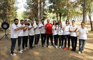 On parmağında on marifet