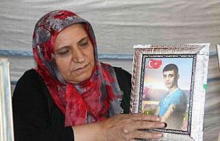 PKK mağduru aileler bin 109 gündür evlat nöbetinde