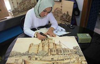 Portre resimleri yakarak tahtaya işlemesi mesleği...