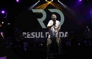 Resul Dindar hem coştu hem de coşturdu