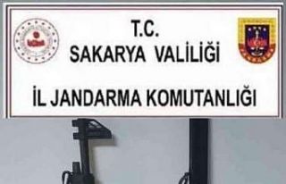 Ruhsatsız silah ticareti yapıyordu, jandarmaya yakalandı