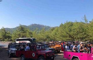 Safari jeeplerine sıkı trafik denetimleri devam...