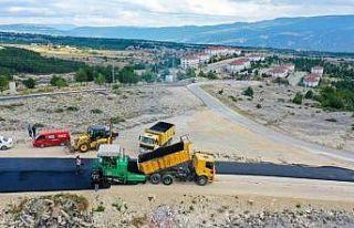 Safranbolu’da Kirkille mevkiinde asfalt çalışmaları...