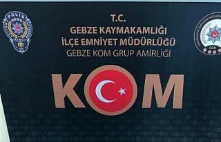 Sahte 10 bin dolarla yakalandı