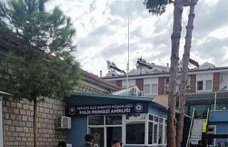 Sahte başkomiser yemek parasını ödemeyince yakalandı
