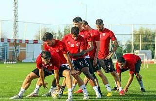 Samsunspor ile Sakaryaspor 32. randevuya çıkıyor