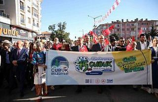 Saniyeler içinde turşuyu kurdu, çeyrek altını...