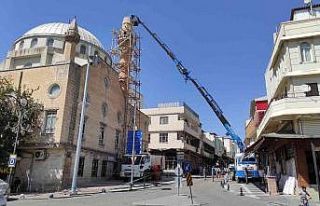 Şanlıurfa’da tehlike oluşturan minare onarılıyor