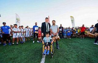 Şehitkamil’de 18 takımdan 400 futbolcu buluştu