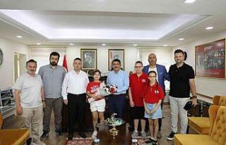 Şehzadeler Belediyesi desteğiyle katıldıkları...