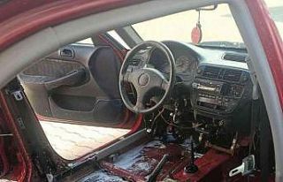 Selde zarar gören araçların temizlik ve tamirleri...