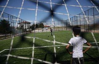 Semt sahaları hizmete sunuldu