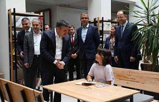 Sıfır atık kütüphanesi ilgi gördü