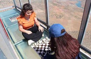 Siirt’te çocuklar 1300 rakımda satrançta kozlarını...